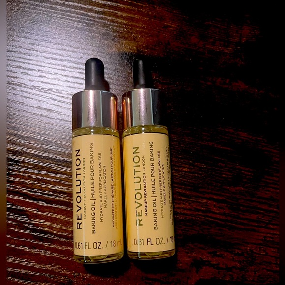 2 Revolution Skincare Baking Oil - Picture 1 of 1